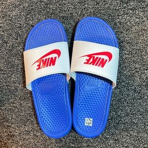 Nike slides